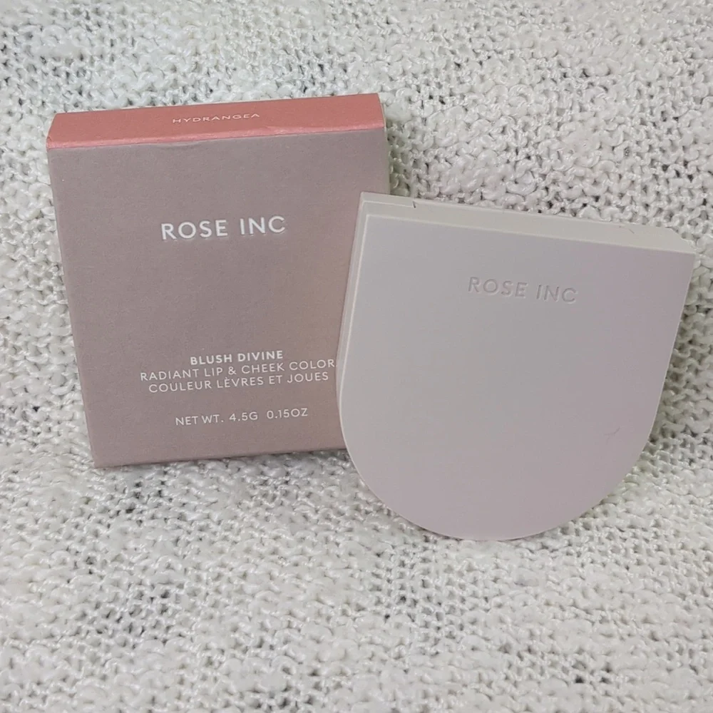 Rose Inc Blush Divine Radiant Lip & Cheek Color in HYDRANGEA, 4.5g/0.15oz
